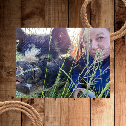 Peppa and liz  (250 x 250 px).png